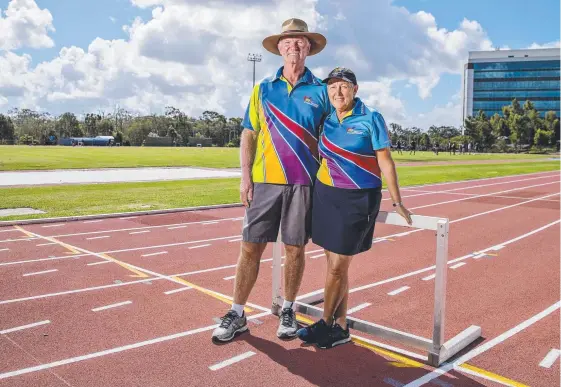  ?? Picture: JERAD WILLIAMS ?? Sally Pearson's former coach Sharon Hannan, pictured with husband Peter, is ready for her track to be taken over.