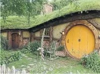  ?? JADA YUAN THE NEW YORK TIMES ?? A hobbit hole on the Hobbiton movie set in New Zealand.