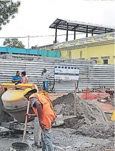  ?? FOTO: CORTESÍA IDECOAS ?? La empresa ejecutora del proyecto comenzó con los trabajos de restableci­miento de las paredes de la fachada del inmueble.