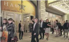  ?? | KEVIN TANAKA/ FOR THE SUN- TIMES ?? The audience exits the Private Bank Theater after seeing the “Hamilton” preview on Tuesday.