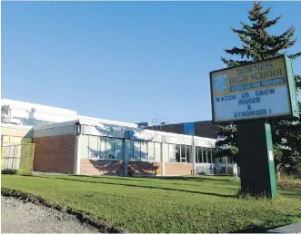  ?? KELLY ZENKEWICH/ CALGARY HERALD ?? Bowness High School is undergoing renovation­s and a modernizat­ion. When complete in 2016, the 60- year- old school is expected to add updated career, fitness and art facilities.