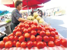  ??  ?? Ako su i kvrgave, domaće su, ukusne i mirišu na svježe i domaće