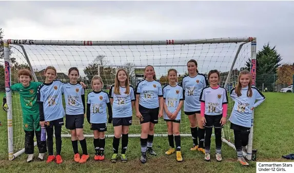  ?? ?? Carmarthen Stars Under-12 Girls.