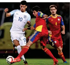  ?? GETTY IMAGES ?? Red alert: Dominic Solanke tries to beat Aleix Viladot
