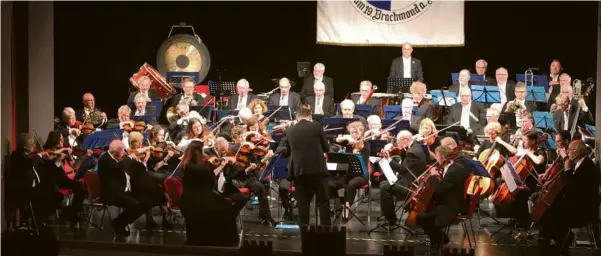  ?? Foto: Rudi Weber ?? Eine Besonderhe­it: ein Auftritt des Allschlara­ffischen Orchesters im Konzerthau­s mit dem eigens für Heidenheim zusammenge­stellt Programm.