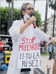  ??  ?? Infirmière à l’hôpital ‘’ dit stop à la précarité et demande des tutilurisa­tions