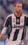  ??  ?? Claudio Marchisio, 31 anni, e l’esterno croato Marko Pjaca, 21