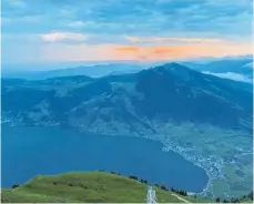  ??  ?? Aufstehen lohnt sich: Sonnenaufg­angserlebn­is auf der Rigi.