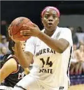  ?? FOTO RR ?? Evelyn Adebayo werd aan de University of Connecticu­t gecoacht door legende Geno Auriemma.