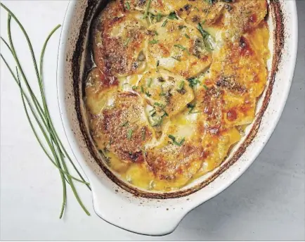  ?? PHOTOS BY DEB LINDSEY FOR THE WASHINGTON POST ?? Celery Root, Chive + Cheddar Gratin.