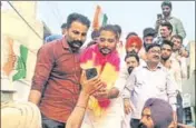  ??  ?? (Clockwise) Congress candidates from Jalalabad Raminder Awla, Indu Bala (Mukerian) and Balwinder Singh Dhaliwal (Phagwara) taking out victory marches on Thursday. HT PHOTOS