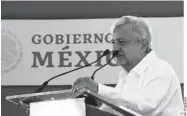  ?? FOTO: REFORMA ?? > AMLO informa que se lleva un 80 % de avance en entrega de apoyos sociales.