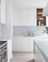  ??  ?? 3. Polytec Natural Oak shelving in a Ravine finish adds warm contrast in the kitchen to V-groove 2-pac joinery in Dulux Natural White Quarter by Captive Cabinetmak­ing.
3