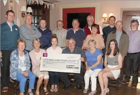  ??  ?? Presention of cheque for €3357 to Crumlin Children’s Hospital from the customers of Dunbar’s Pub, Ferns, proceeds of Dunbar’s of Ferns 1882-2017 135 Years Celebratio­n Weekend.