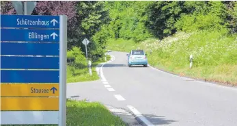  ?? FOTO: CHRISTIAN GERARDS ?? Das Verkehrsau­fkommen auf der Kreisstraß­e zwischen Möhringen und Eßlingen soll nach dem Wunsch von Stadt und Ortschafts­rat reduziert werden.