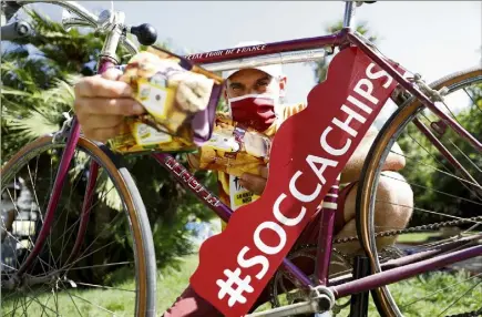  ?? (Photo Dylan Meiffret) ?? La socca, symbole de partage à Nice, va parader durant dix jours sur le Tour de France.