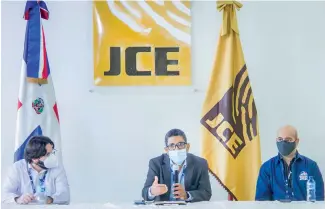  ?? F.E ?? Johnny Rivera, directo de Informátic­a habló ayer a la prensa al respecto.