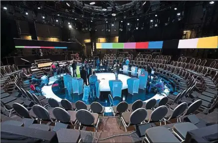  ??  ?? Le débat réunissant tous les candidats à la présidenti­elle sera diffusé sur BFMTV et CNews.