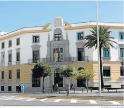  ?? LOURDES DE VICENTE ?? Sede de la Audiencia Provincial de Cádiz.
