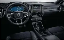  ?? FOTOS: VOLVO/DIVULGAÇÃO ?? Cabine. Tela vertical e assistente virtual são destaques