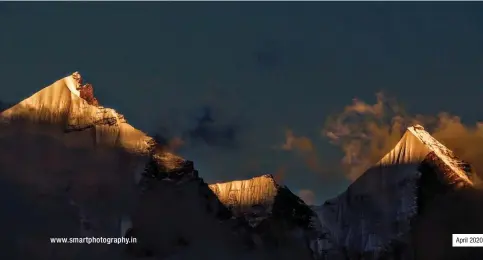  ??  ?? GOLDEN HOUR:
That’s Mount Bhagirathi group Of Peaks. The shot was taken in the evening from Gangotri Glacier on the way to Bhujbasa returning from Tapovan, Uttrakhand.