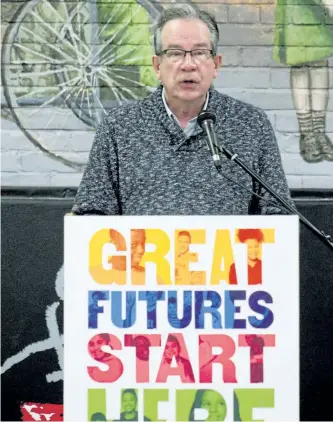  ?? JASON BAIN/EXAMINER FILES ?? Peterborou­gh MPP Jeff Leal speaks during a campaign donor recognitio­n event held at the Boys and Girls Clubs of Kawartha Lakes in Lindsay on Dec. 20. Leal is hopeful the new year will see progress on passenger rail service and freight rail service...