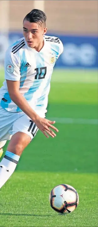  ??  ?? Palacios, con Argentina en un torneo internacio­nal del pasado verano.