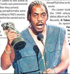  ?? AP PHOTOS ?? Coolio, whose legal name was Artis Leon Ivey Jr., accepts the award for the Best Rap Video at the MTV Video Music Awards in New York on September 4, 1996.