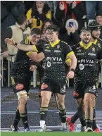  ?? | PHOTO : AFP ?? La Rochelle s’est offert le champion toulousain, hier.