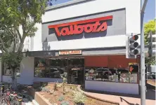  ?? Google Street View ?? Talbot’s Toyland in San Mateo is closing in the next few weeks after more than half a century. The rise in online shopping and the store’s size helped lead to its struggles.