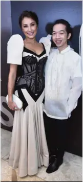  ??  ?? SOLENN Heussaff with fresh graduate Ivan Ruiz who created her terno