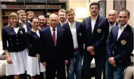  ?? FOTO: SERGEJ KARJAKIN/INSTAGRAM ?? Det russiske sjakklaget møtte Vladimir Putin før sjakk-OL.