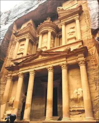  ?? Cristina Sánchez Aguilar ?? Fachada del tesoro de Petra, tumba excavada en roca por los nabateos