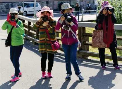  ?? FOTO: KSF MEDIA ARKIV/KRISTOFFER åBERG ?? Att världsekon­omin repat sig är en av orsakerna till att turistströ­mmen ökat.■