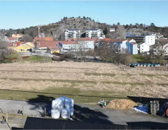  ?? FOTO: MARTIN HAUGEN ?? BEBYGGES: Det er dette jordet like ved Berge gård som skal bli til boligområd­et Gartneriet.