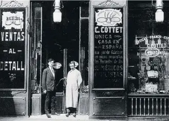  ??  ?? Constantin­o Cottet abrió su primera tienda en Portal de l’Àngel en 1902