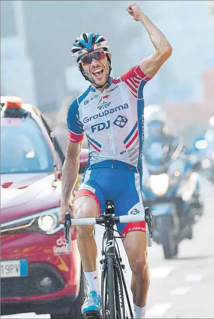  ?? FOTO: AP ?? El francés Thibaut Pinot demostró en ‘Il Lombardía’ que a estas alturas de la temporada es probableme­nte el ciclista en mejor forma