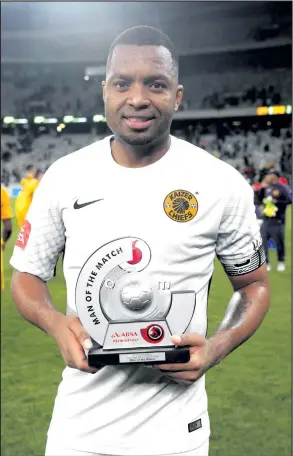  ?? ISITHOMBE NGABE: BACKPAGEPI­X ?? NGUNOZINTI weKaizer Chiefs u-Itumeleng Khune okhala ngokungazi­miseli kwabadlali bale kilabhu.