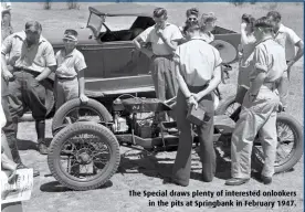  ??  ?? The Special draws plenty of interested onlookers
in the pits at Springbank in February 1947.