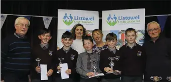  ?? Photos by John Stack ?? Scoil Réalta na Maidine second in the U13 category. From left,Patsy Curtin, Listowel Credit Union, Noah Slemon, Barry O’Leary, Martina Scanlon, Teacher, Jake Galvin, Betty O’Sullivan, Listowel Credit Union, Dara Browne, Harry Reidy and Jim Kenny, Listowel Credit Union.