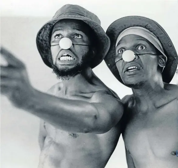  ?? Picture: RUPHIN COUDYZER ?? THE RAPTURE: Louis Seboko, left, and Sello Maake ka Ncube in ‘Woza Albert’, by Percy Mtwa, Mbongeni Ngema and Barney Simon, a masterpiec­e of South African resistance theatre.