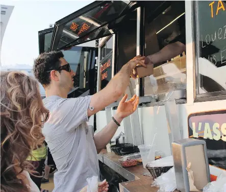  ??  ?? In Montreal, hopeful food truck vendors face a lengthy approval process, which means the city with some 25 food trucks also has unfilled slots.