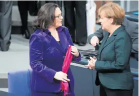  ??  ?? Andrea Nahles u Bundestagu je često kritiziral­a poteze Angele Merkel