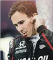  ?? SCHMIDT-PETERSON MOTORSPORT­S FILE PHOTO ?? Guelph’s Robert Wickens, pictured, has clashed with fellow driver Paul Tracy.