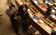  ?? (Photo R.M.) ?? Les débats ont été houleux entre le président Renaud Muselier et son opposant Frédéric Boccaletti, à propos du changement de nom de la Région.