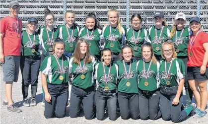  ?? SUBMITTED ?? The Summerside Heat won the Softball P.E.I. under-16 girls’ provincial championsh­ip during the weekend in Charlottet­own. Team members, front row, from left, are Kylee Campbell, Samantha Gallant, Karley McCourt, Lydia Enman, Brianna Shortt and Emily Wylie. Second row, coach Francois Caron, Maddie McGregor, Kallie Beaton, Natalie Caron, Trenna Mitchell, Leah Johnston, Hannah Silliker, Andrea Caron, Emma MacLeod and coach Cindy MacLeod.