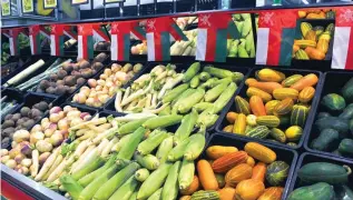  ?? - File picture ?? FALLING IMPORTS: The Sultanate’s imports of fruits and vegetables hit OMR189.6 million in 2015, slumping from OMR210.4 million during 2014.