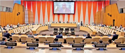  ??  ?? The Security Council in session, with a virtually empty chamber and speeches via video conferenci­ng due to the coronaviru­s lockdown