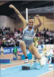  ?? FOTO: EFE ?? Ana Peleteiro, doble medallista europea de triple salto