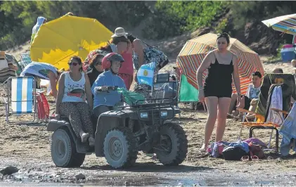  ?? ARCHIVO LA NUEVA. ?? de la nueva ley de Tránsito es evitar que los cuatris circulen por sectores donde haya peatones.